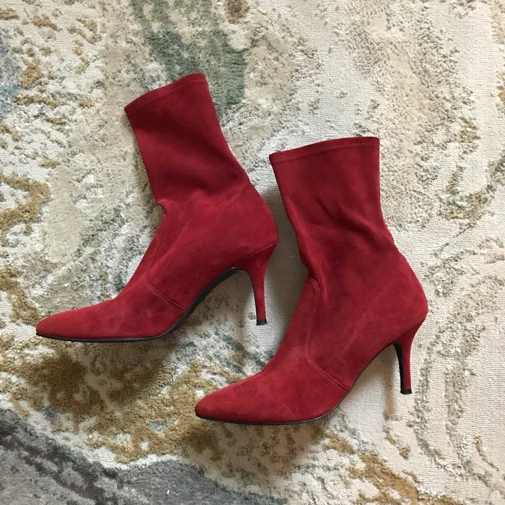 Stuart Weitzman Red Suede Booties - Picture 3 of 4